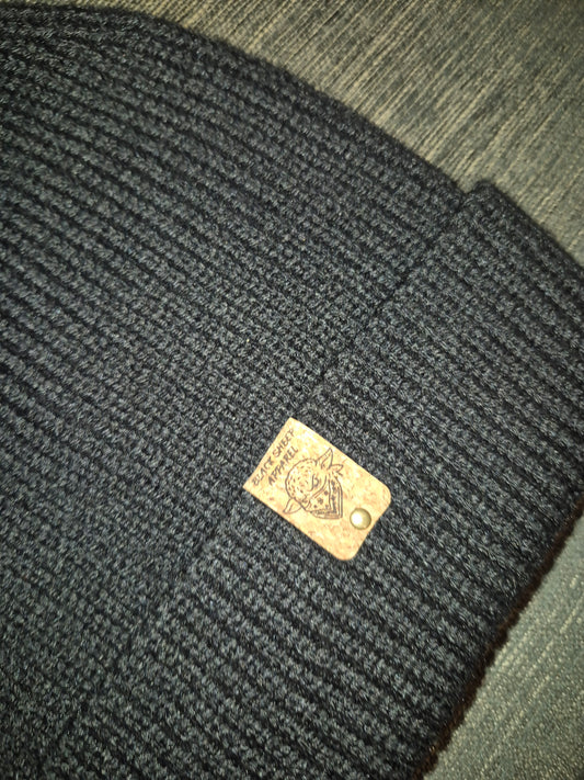 BLACK SHEEP BEANIE HAT
