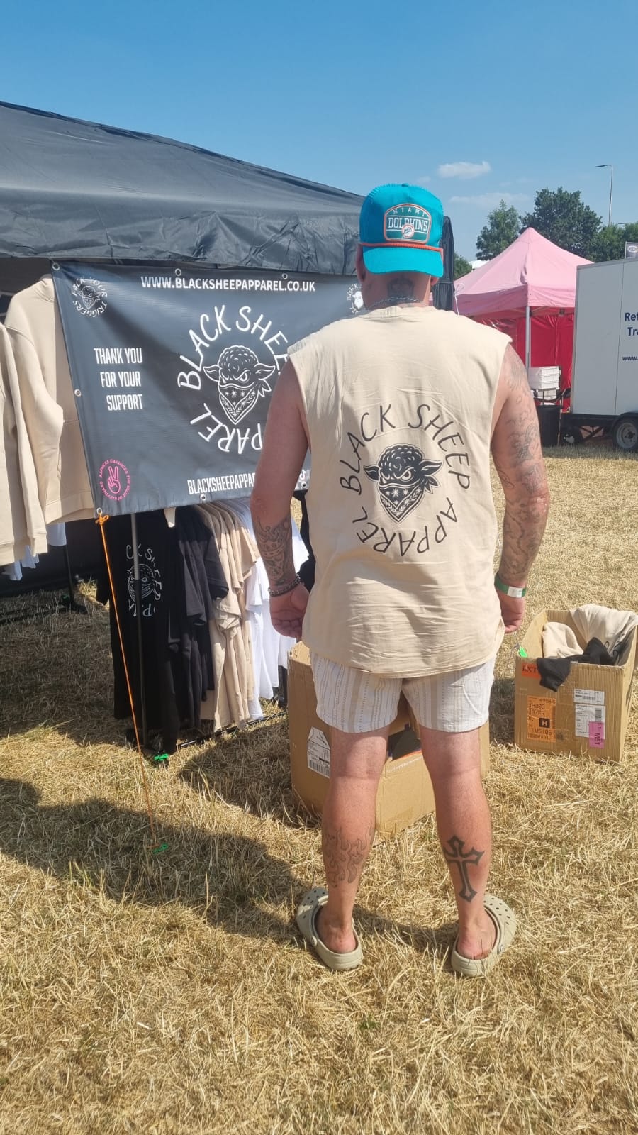 SUMMER VEST BLACK SHEEP