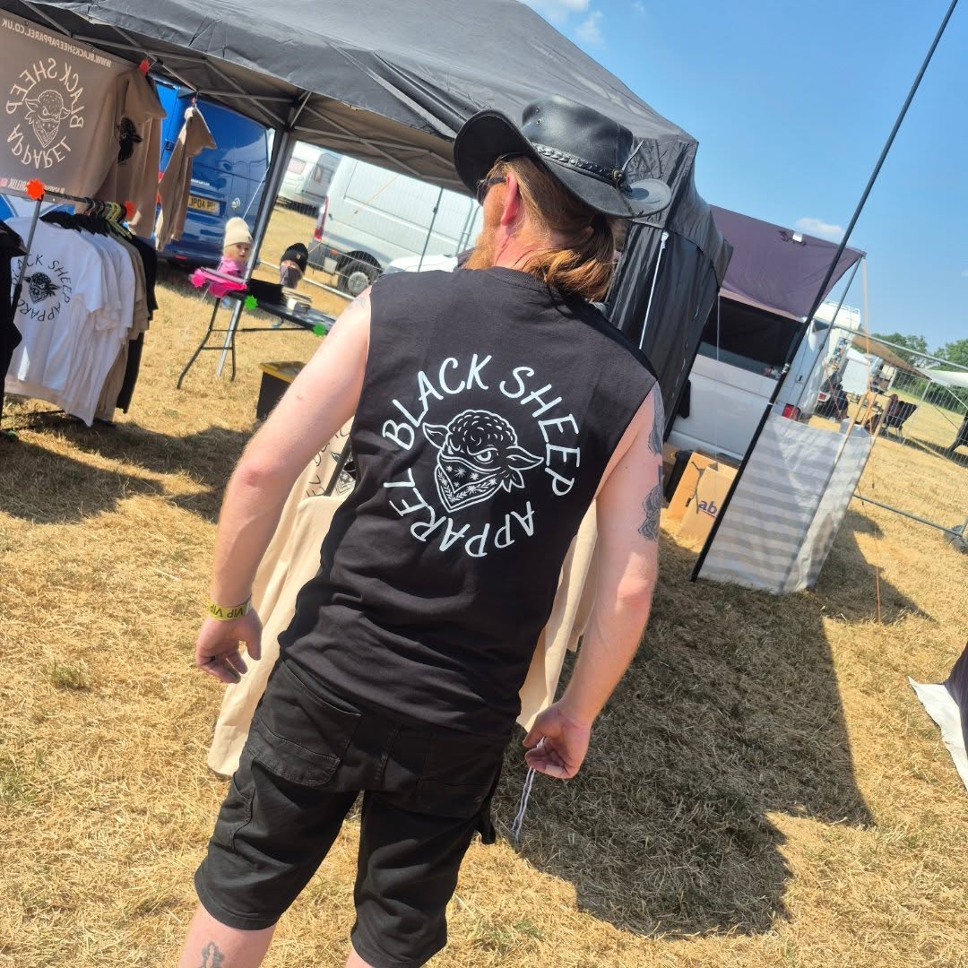 SUMMER VEST BLACK SHEEP
