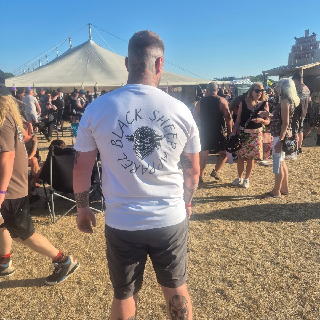 BLACK SHEEP TEE